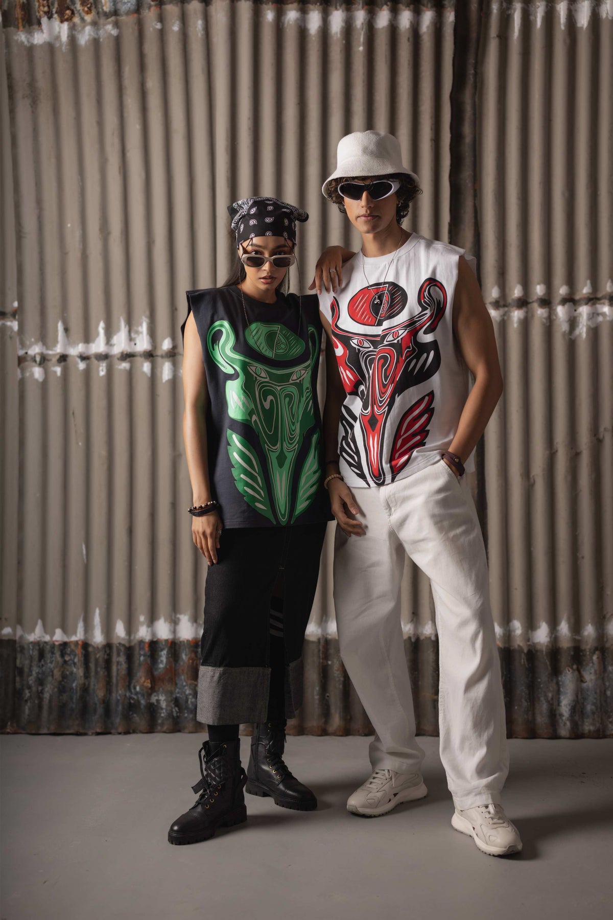 FLYING BULL [SLEEVELESS T-SHIRT]
